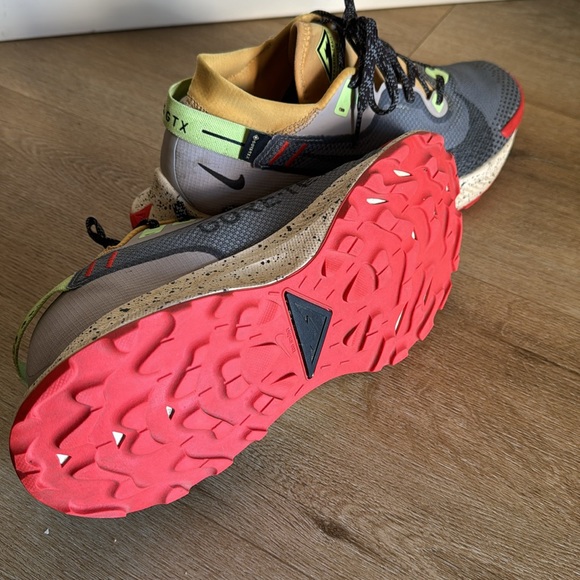Nike Trail Pegasus GTX women's size 9 - Picture 10 of 12